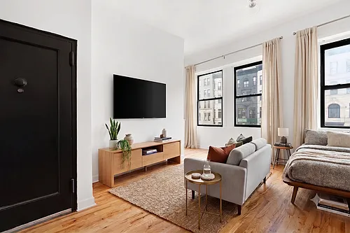 735 Saint Nicholas Ave #2FR Photo 1