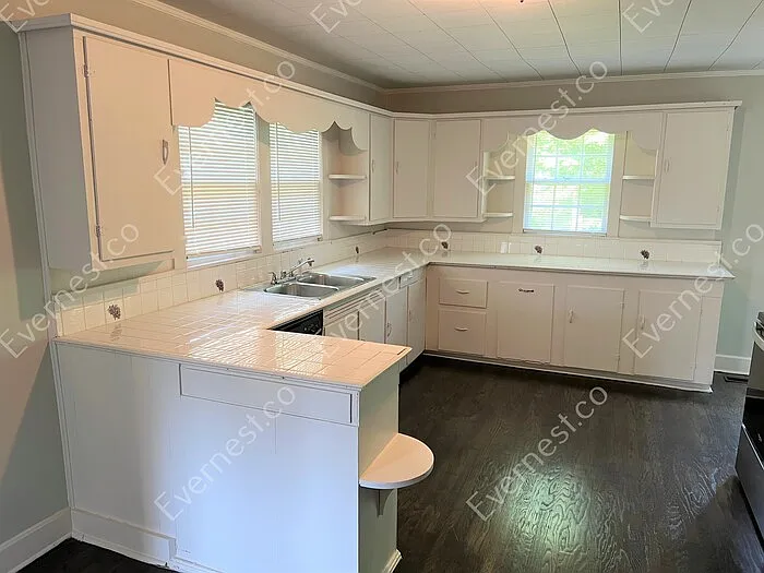 795 Heflin Ave E — Photo 4