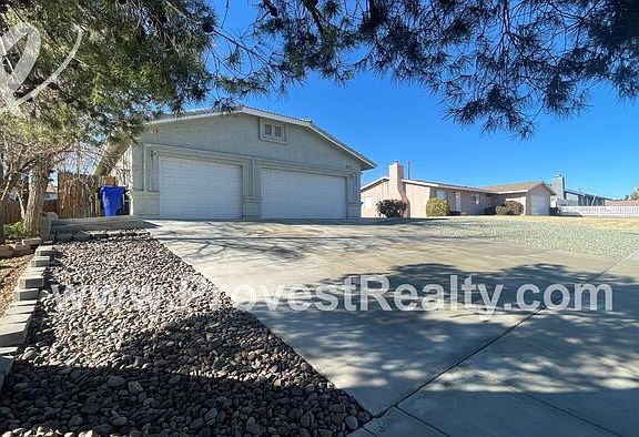 2nd image of 14270 Woodland Dr