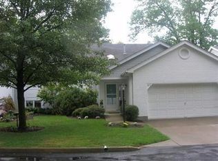 27 Iron Woods Dr, Cincinnati, OH