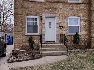 1993 Illinois St, Des Plaines, IL 60018
