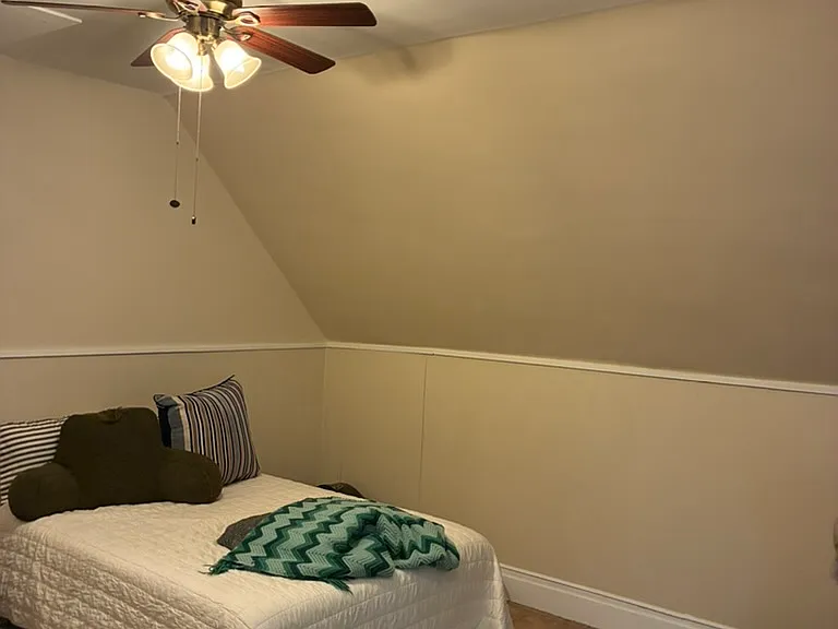 Huge bedroom