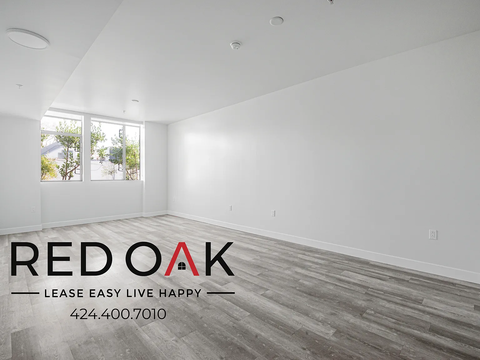 ~6 Weeks Free~ Incredible Studio Featuring Eat-In Kitchen With Stainless Appliances, Stunning Vie... — Photo 1