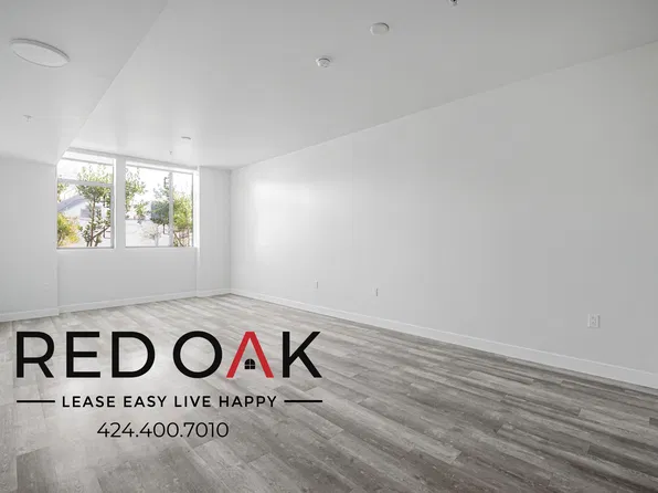 700 N Spaulding Ave #210, Los Angeles, CA 90046