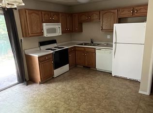 3 Razer St #1, West Frankfort, IL 62896