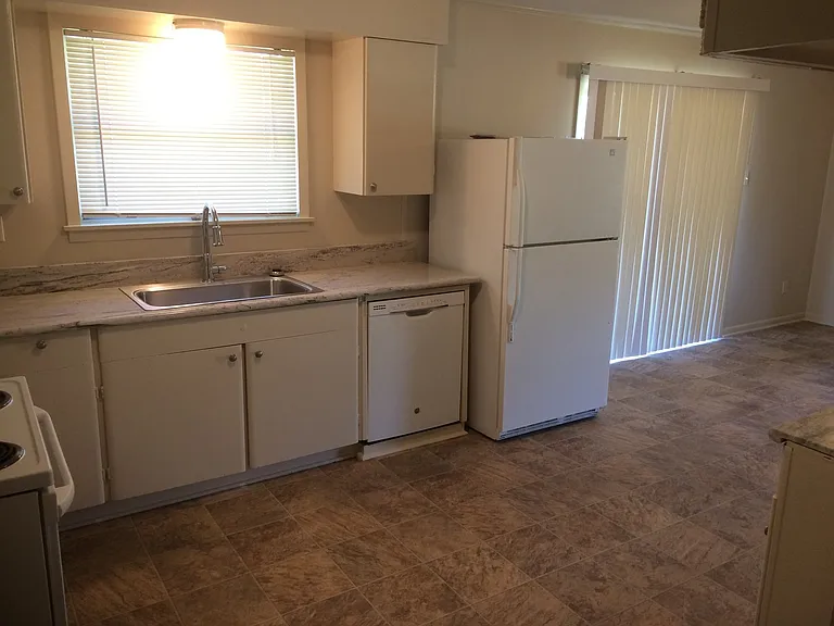 717 Alice Dr — Photo 13