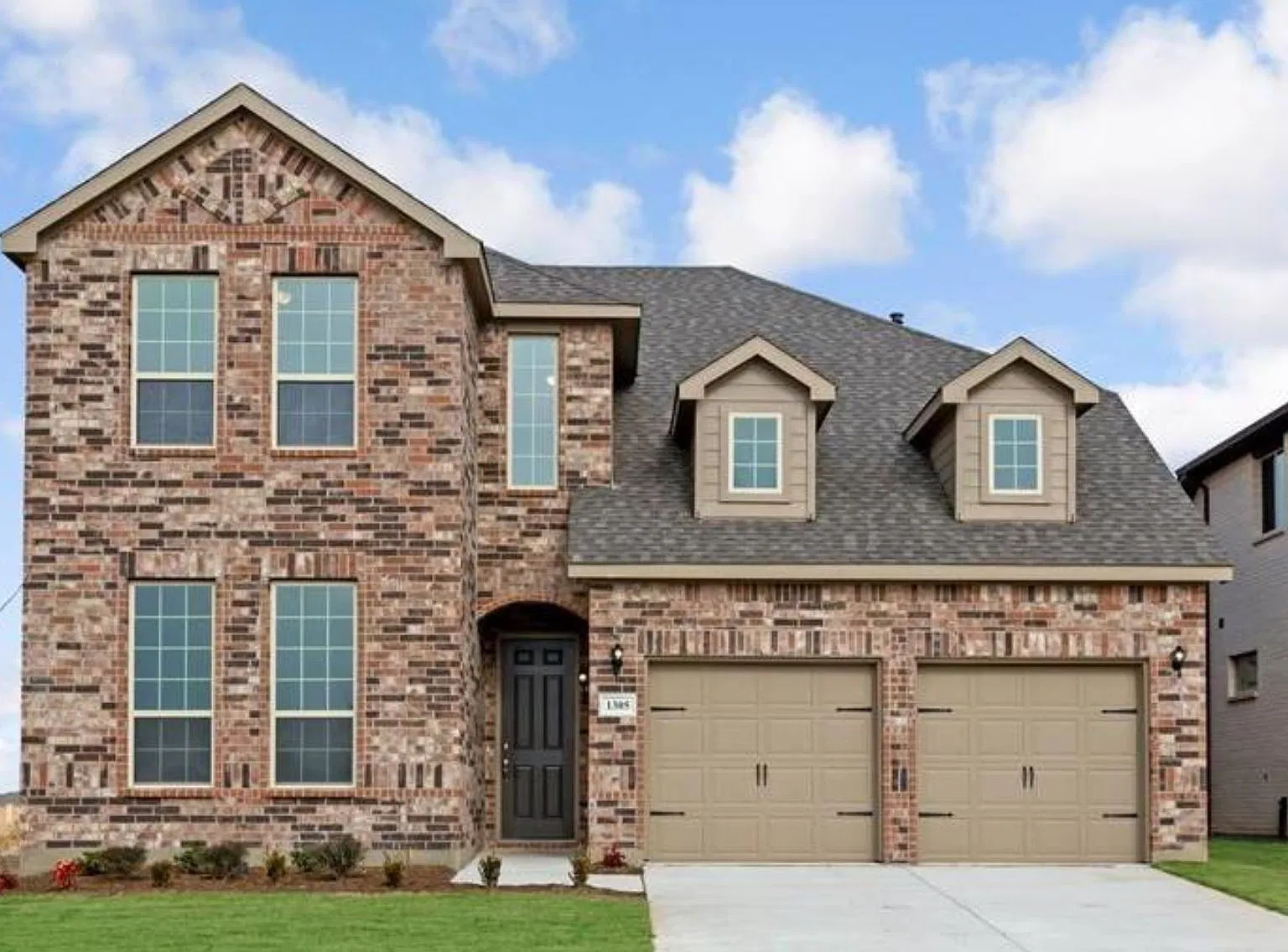 4 bed, 2437 sqft, $2,700 — Photo 1