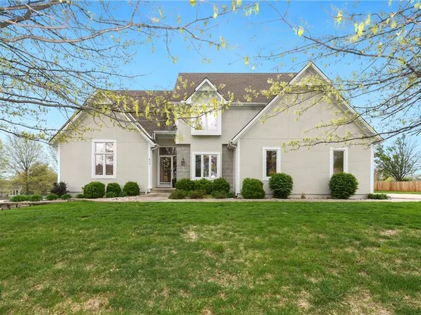 609 Horizon Pkwy, Raymore, MO 64083