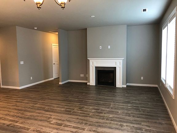 3rd image of 10523 NE 103rd Ct