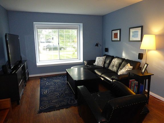 3rd image of 1212 Greensfield Dr