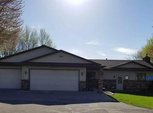 6111 Kerry Ct, Madison Lake, MN 56063