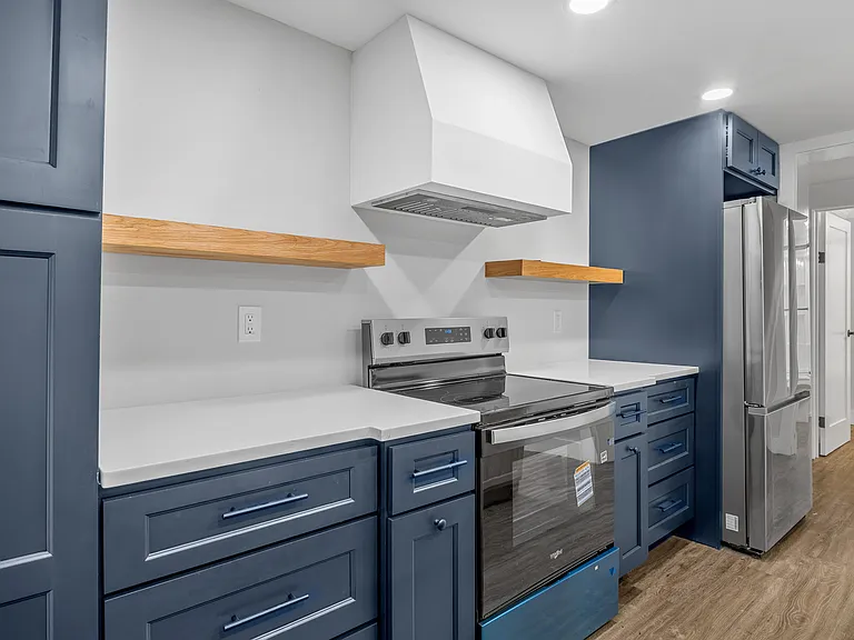8 Amherst Ave #C — Photo 5