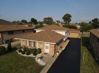 8435 S 79th Ct, Justice, IL 60458