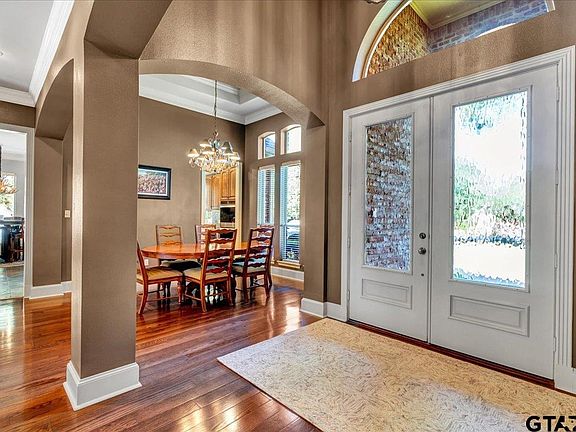5th image of 17050 Westlake Cir