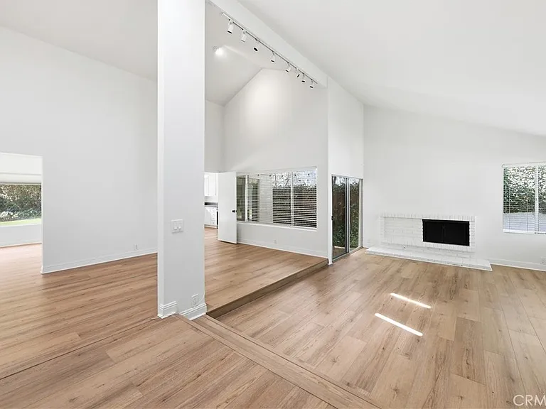 2215 Port Lerwick Pl — Photo 4
