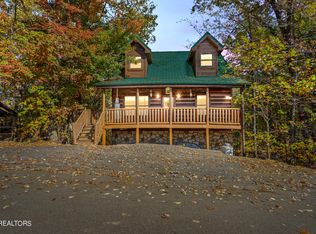 1512 Ginnys Trl, Sevierville, TN 37876