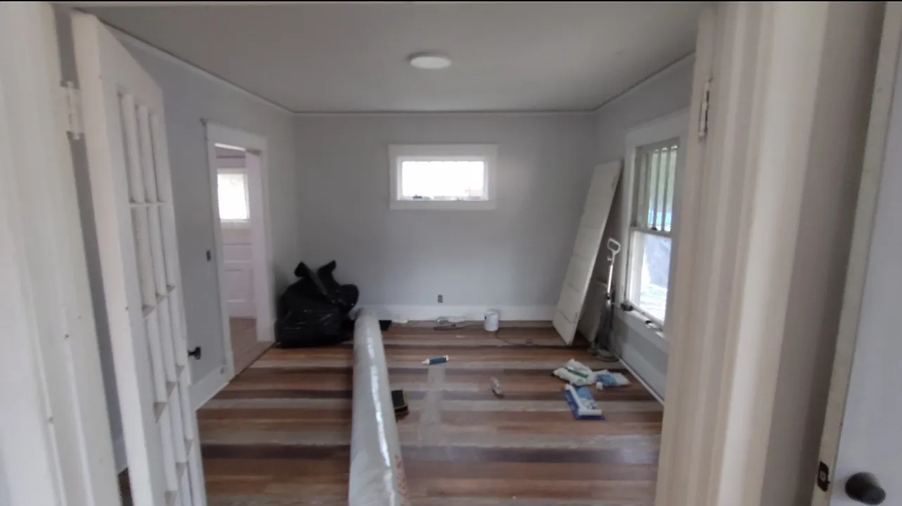 619 S Webster St — Photo 4