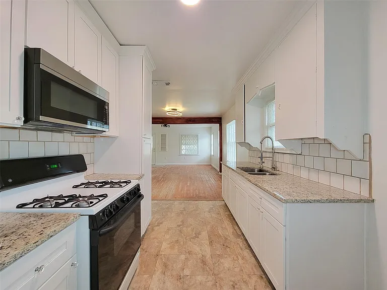 2816 Elser St — Photo 14