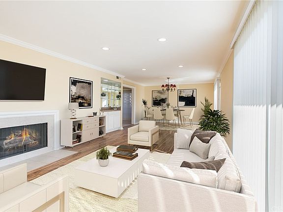 2nd image of 5440 Lindley Ave Unit 213