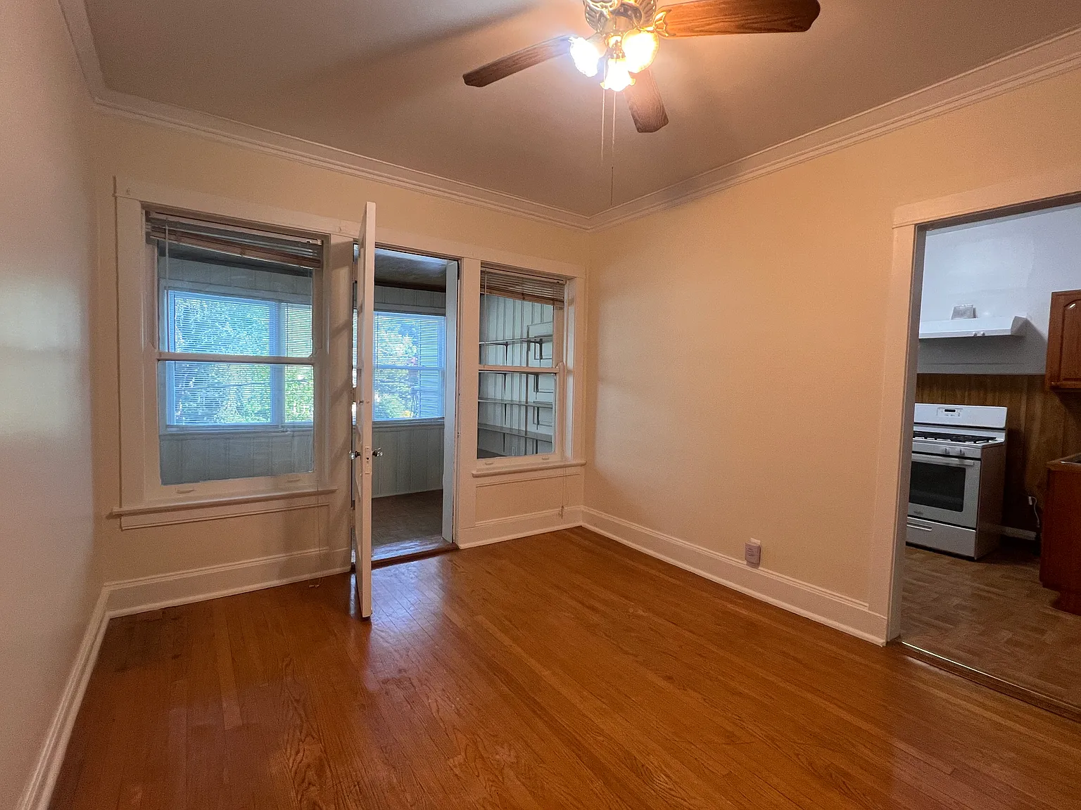 3 bed, 1500 sqft, $2,750 — Photo 4