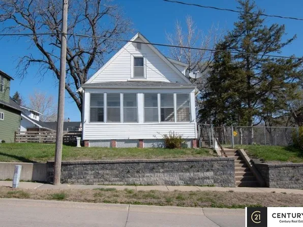 1118 Frederick St, Omaha, NE 68108