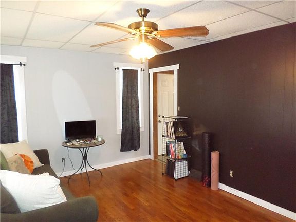 3rd image of 328 S 1st St
