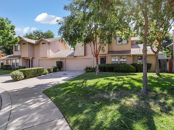 3rd image of 414 Ravenwood Way