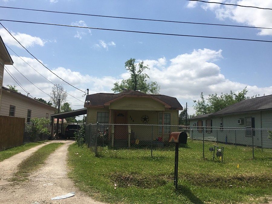 1st image of 314 E Melville Dr