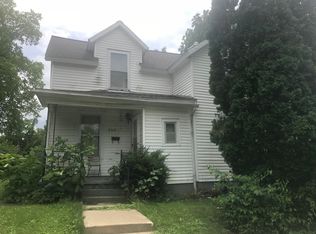 307 E Hill St, Champaign, IL 61820