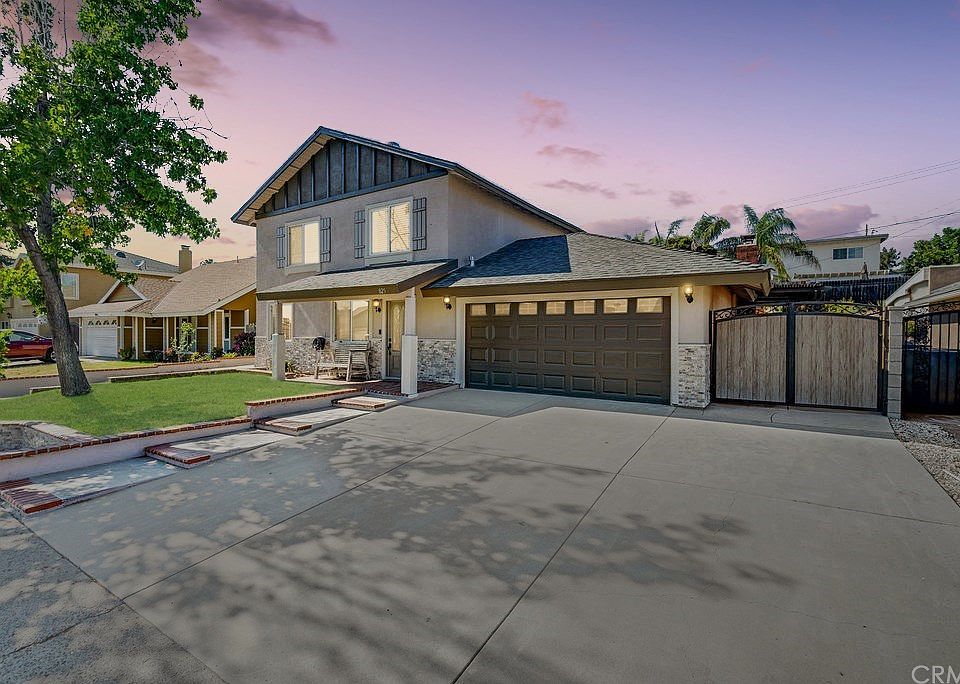 1st image of 825 Sungrove Pl