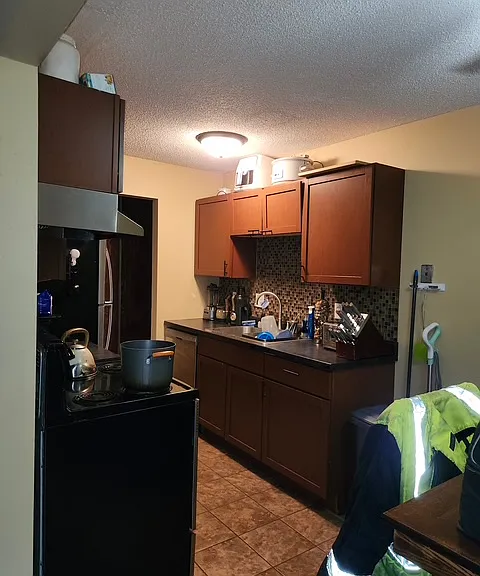 936 Westbrooke Way #4 — Photo 4