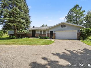 4118 16th St, Dorr, MI 49323