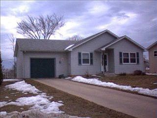 1st image of 115 Elmwood Ct