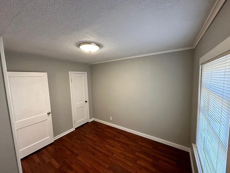 724 W Hale St — Photo 5