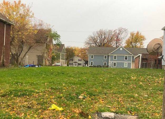 1st image of 530 6th St