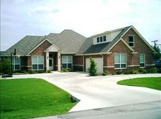 6419 Circo Dr, Granbury, TX 76049