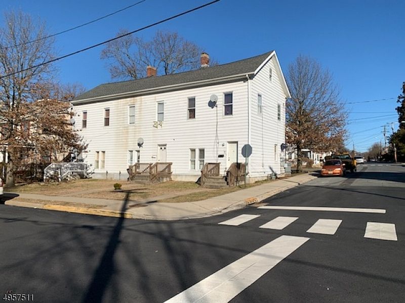 2nd image of 56-60 Broad St #3