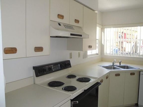 3rd image of 6171 Bahia Del Mar Blvd APT 116