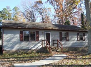 6207 Howell Dr, North Chesterfield, VA 23234