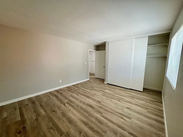 7631 Ellis Ave #B — Photo 15