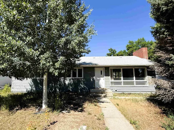 408 S 16th Street, Worland, WY 82401