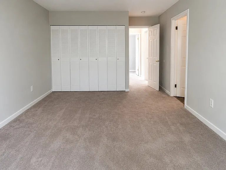 12 Greenbriar Dr #A — Photo 22
