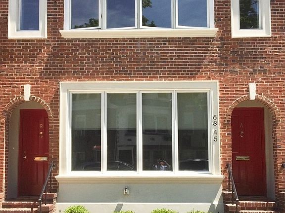 4th image of 6845 Clyde St Floor 2