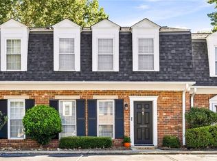 15 Scotland Pl NW, Atlanta, GA 30318