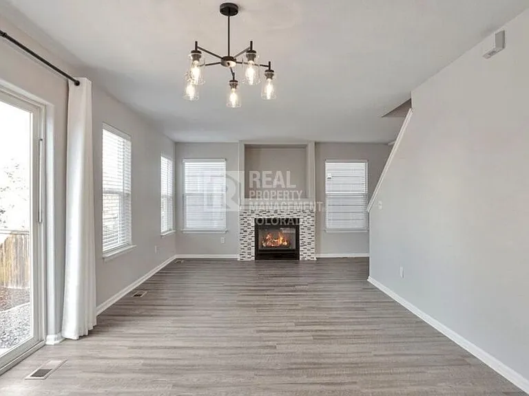 9911 Aftonwood St — Photo 3