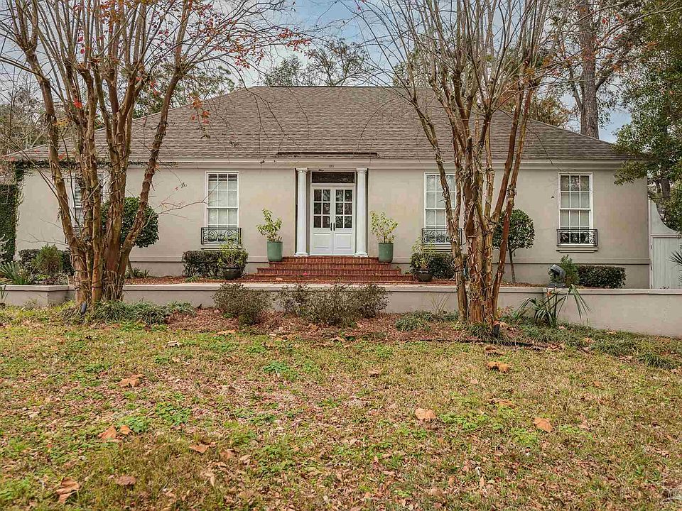 1st image of 3511 Menendez Dr