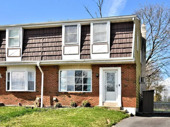 722 Holly Dr, Pottstown, PA 19464