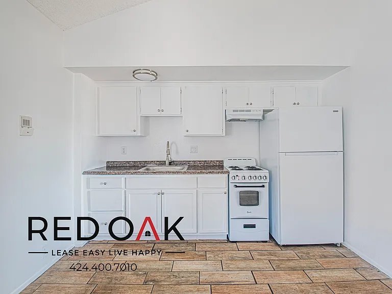 532 Nebraska Ave #303 — Photo 6