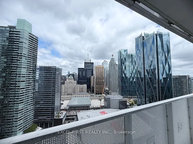 88 Harbour St #3704 — Photo 13