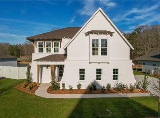 1380 Homestead Ln, Auburn, AL 36830